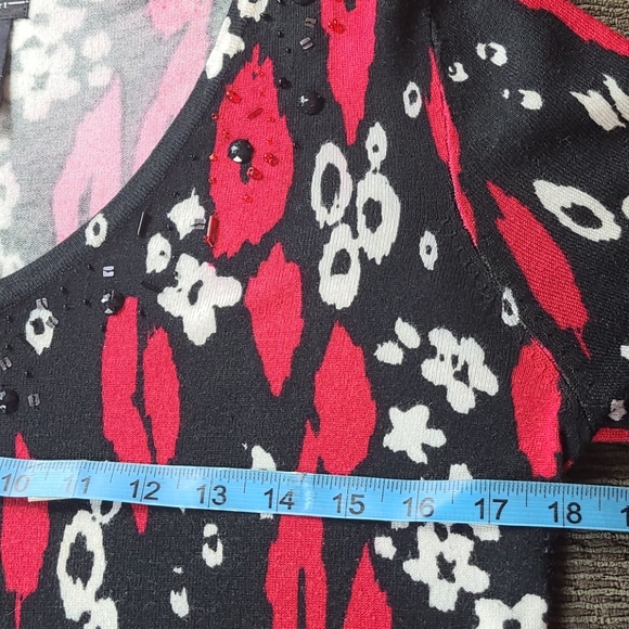 LH sport Sweater - Picture 8 of 16